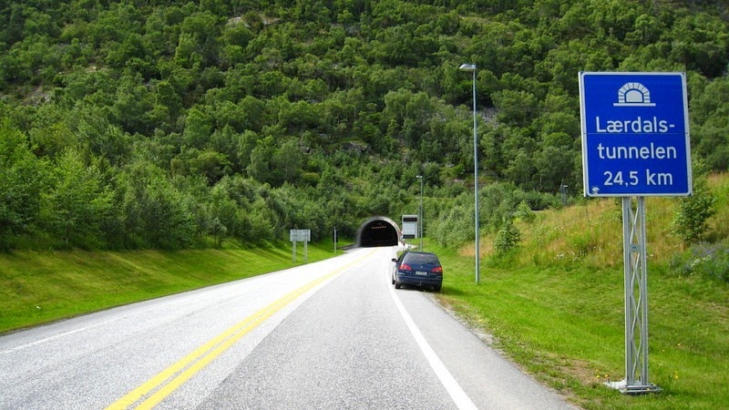 Túnel de Laerdal, entrada-norte