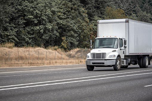 Ventajas del transporte de mercancías por carretera