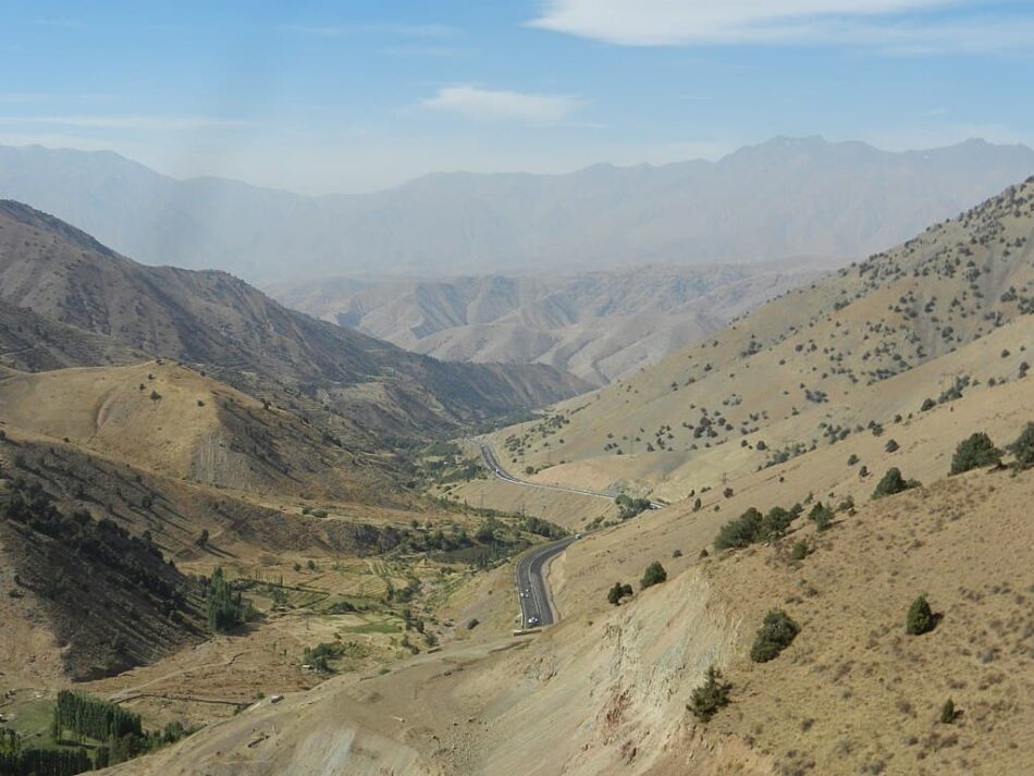 Kamchik Pass, Uzbekistan